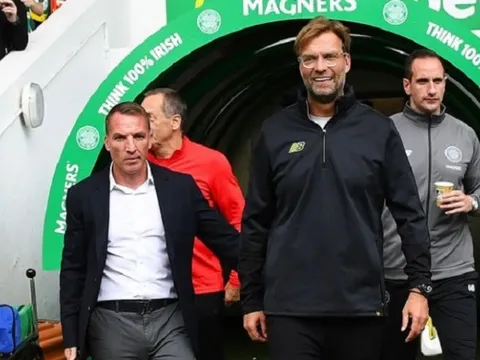 Klopp phát biểu hóm hỉnh khi người tiền nhiệm của ông trở lại Ngoại hạng Anh