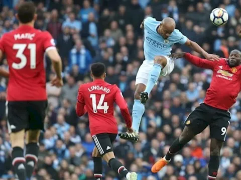 Gary Neville: "Tôi ước cầu thủ Man City ấy chơi cho M.U"