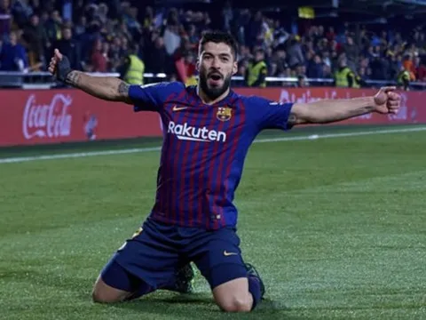 Lập công cứu Barca, Luis Suarez cân bằng kỷ lục với huyền thoại thành Madrid