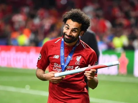 Lên ngôi vương, quan hệ Salah-Klopp tiếp tục căng thẳng