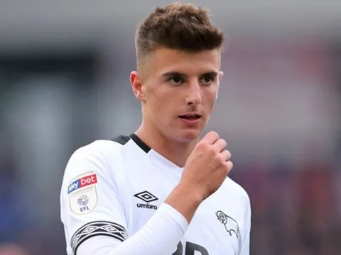 Liệu Mason Mount có trở lại Chelsea trong mùa giải sau?