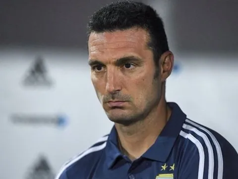 Lionel Scaloni đối mặt với vấn đề muôn thuở tại Argentina