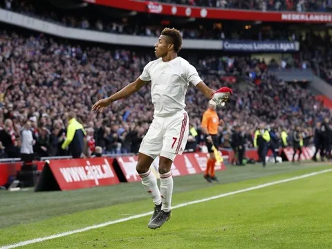 Liverpool 'bấn loạn' vì trụ cột của Ajax, không phải De Ligt