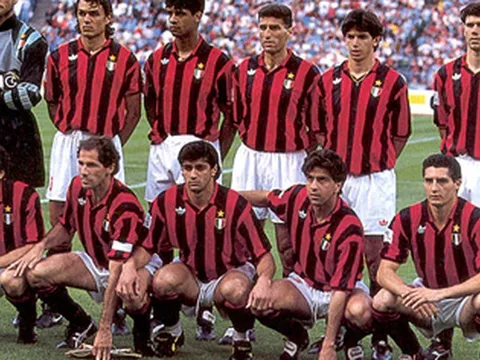 Liverpool cần bao nhiêu trận để đánh bại kỷ lục bất bại của Milan?