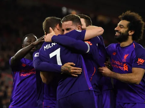 Liverpool ngược dòng, Carrragher 'tâm đắc' 1 quyết định của Klopp