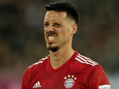 Liverpool sẽ phải trả giá vì hành động của Joachim Low