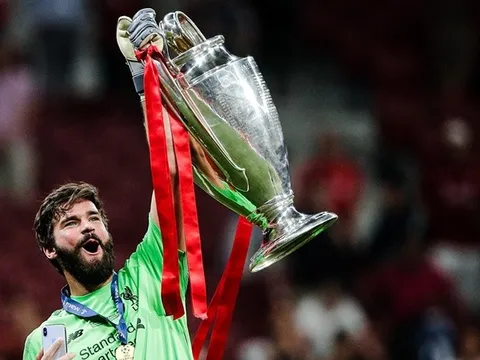 Liverpool vô địch Champions League: Vì Alisson là điểm khác biệt