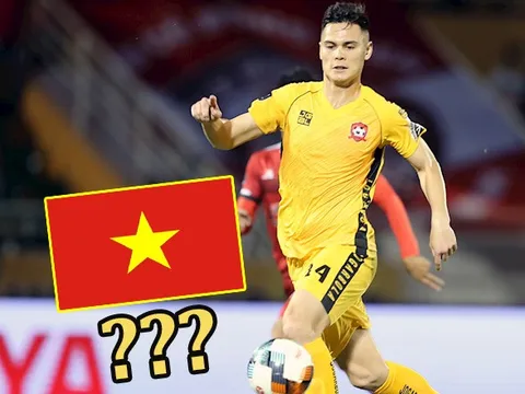 Thầy Park quan tâm đến Schmidt: Chờ cánh chim lạ nơi hàng thủ ĐT Việt Nam