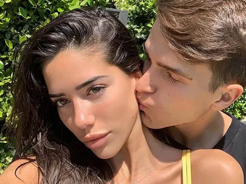 Sự nghiệp lao dốc, 'bản hợp đồng' tệ hại của Arsenal vẫn hạnh phúc viên mãn