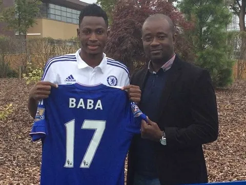Lộ bảng lương Chelsea: Baba Rahman "quá mặn"