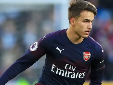 Lộ bí ẩn đằng sau việc Suarez bị 'đày ải' tại Arsenal