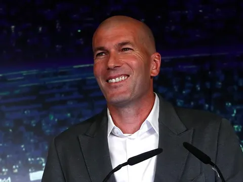 Lộ mức lương bèo bọt của Zidane khi trở lại Real