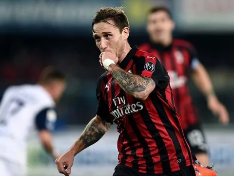 Lucas Biglia muốn sát cánh cùng đồng đội dù đang chấn thương