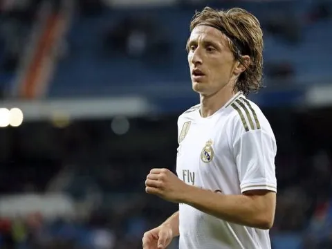 Luka Modric lộ bến đỗ không ngờ, chốt ngày rời Real Madrid