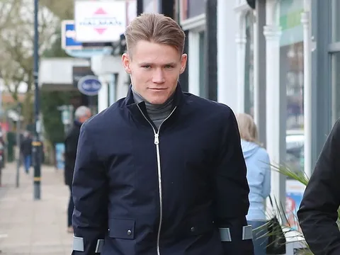 "Mad dog" McTominay khiến Man Utd lo lắng khôn nguôi