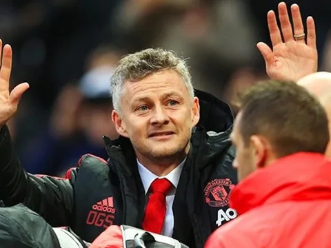 Man United: Thêm một mùa nữa cũng chẳng sao