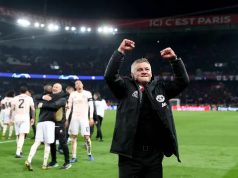 Man United viết cổ tích, hãy tôn vinh "Vị thần bất bại" Solskjaer!