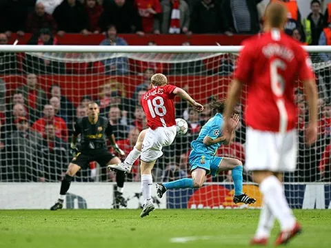 Man Utd đã đánh bại Barcelona vào năm 2008 như thế nào?