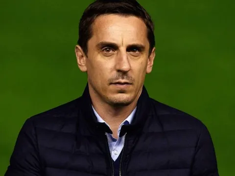 "Man Utd đã vứt đi 700 triệu bảng"