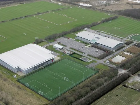 Man Utd duyệt chi 50 triệu bảng để nâng cấp Carrington