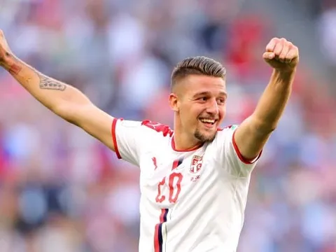 Man Utd gọi, 5 "ngôi sao tuyến giữa" này liệu có trả lời?