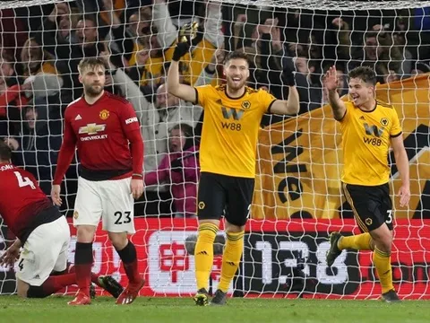 'Man Utd không bao giờ làm điều đó dưới thời Mourinho'