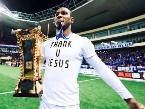 "Man Utd ký HĐ với cậu ấy như có Eric Cantona"