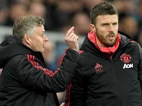 Solskjaer: "Cậu ấy là Carrick, nhưng trẻ hơn 20 tuổi"