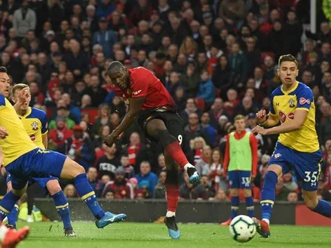 Huyền thoại Manchester United nói điều khiến cổ động viên Arsenal đứng ngồi không yên