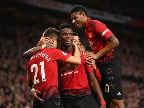 Gary Neville: Man Utd có thể nã 3 hoặc 4 bàn vào lưới Liverpool