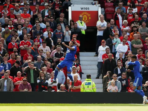 Man Utd thua thất vọng, Solskjaer thừa nhận "dưới trình" Liverpool, City