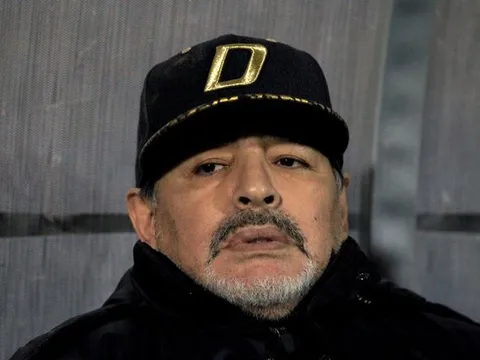 Maradona có 3 con 'rơi' với 2 người phụ nữ ở Cuba