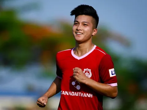 Martin Lo đặt ra mục tiêu dự SEA Games 30 sau màn ra mắt ấn tượng