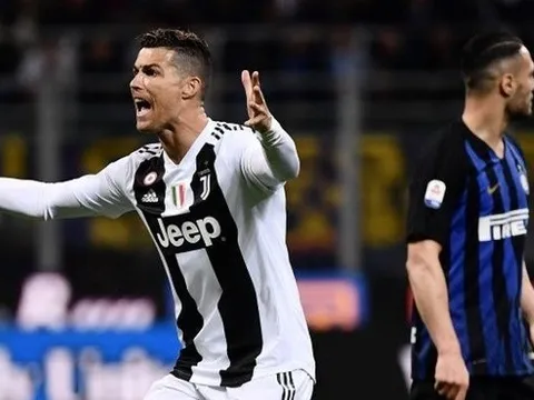 Massimiliano Allegri: "Cristiano Ronaldo đã nổi điên sau hiệp một"