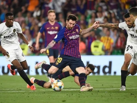 Mất Copa del Rey, Barca mất luôn "siêu trung vệ" Ajax về tay Man Utd