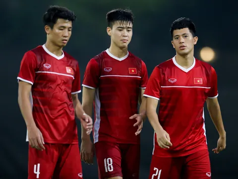 Mất Đình Trọng, thầy Park sẽ xoay sở hàng thủ ĐT Việt Nam như thế nào?