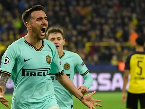 Bất đồng quan điểm, MU sắp mất kẻ thế chân "Mad dog" vào tay Napoli