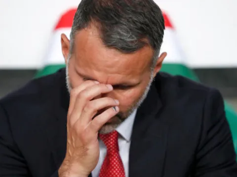 'Máy quét' Chelsea chấn thương, Ryan Giggs ôm mặt ngao ngán