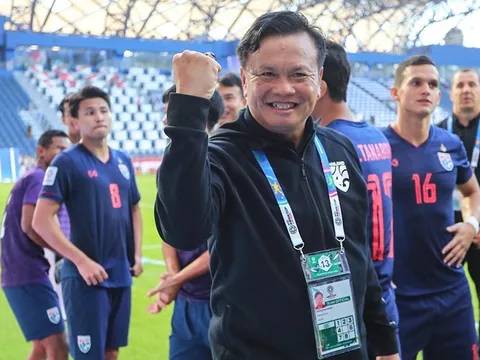 Mới ngồi ghế nóng, HLV Thái Lan muốn đánh bại Việt Nam vô địch King's Cup 2019