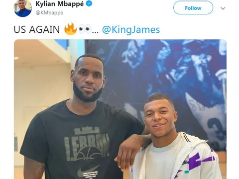 Mbappe thích thú khoe ảnh với cổ đông của Liverpool