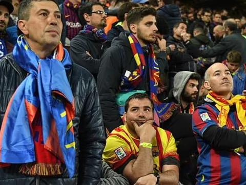 Messi bị fan Barcelona hỏi tội ngay ở sân bay