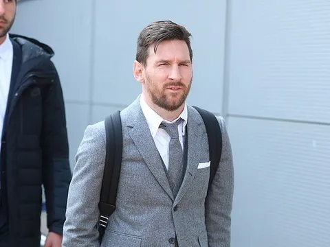 Messi cảm xúc đầy trái ngược với đồng đội khi hành quân tới Old Trafford
