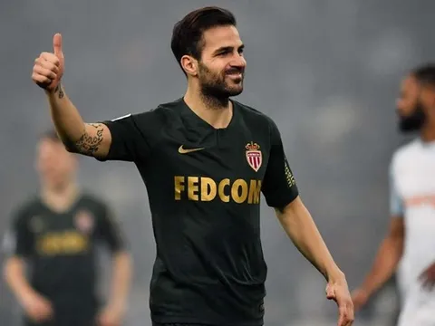 "Món quà" Fabregas dành cho Monaco