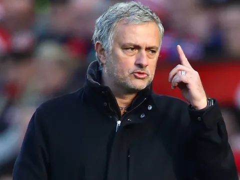 Man Utd chiến Barca, Mourinho lên tiếng nói lời ruột gan