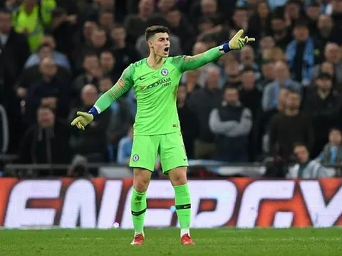 Mourinho: "Bạn bè ở Chelsea có nói với tôi một điều về Kepa"