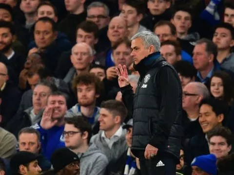 Mourinho dự đoán thế nào về tương lai của Sarri tại Chelsea