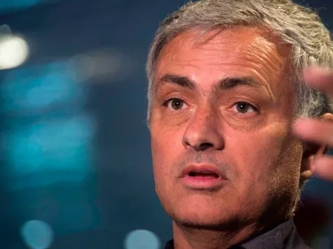"Mourinho hết thời rồi, bị chán ghét ở M.U"