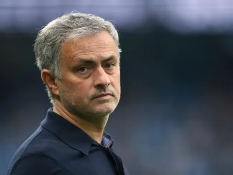 Mourinho: "Liverpool đã khiến tôi ngạc nhiên"
