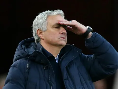 Mourinho ra tay, Tottenham nổ bom tấn 80 triệu