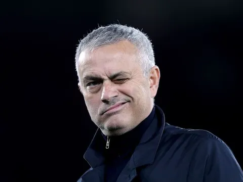 Mourinho đá đểu cực sốc Solskjaer cho vị trí HLV trưởng M.U